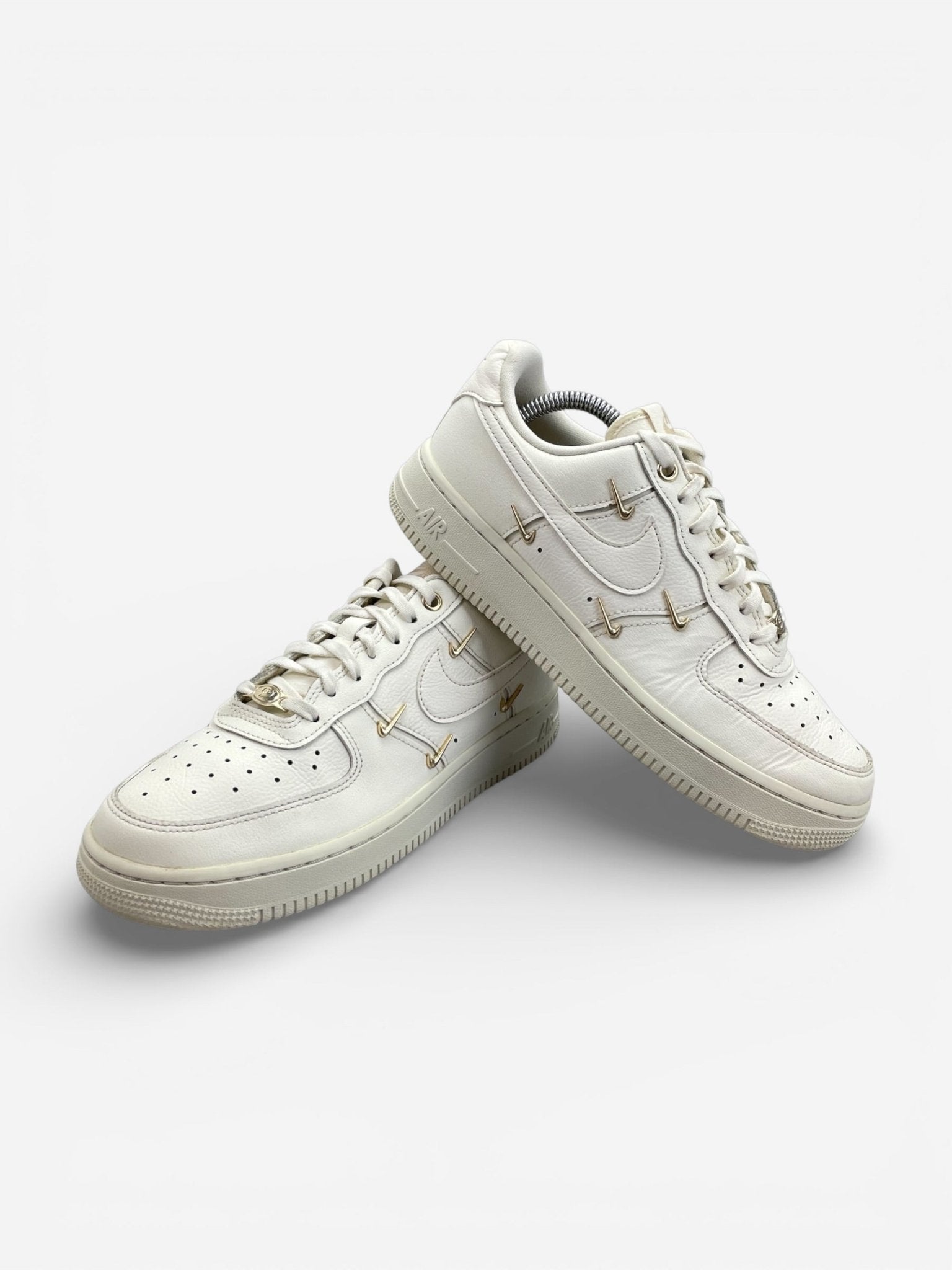 Nike Air Force 1 Low (38) - sneakilystore