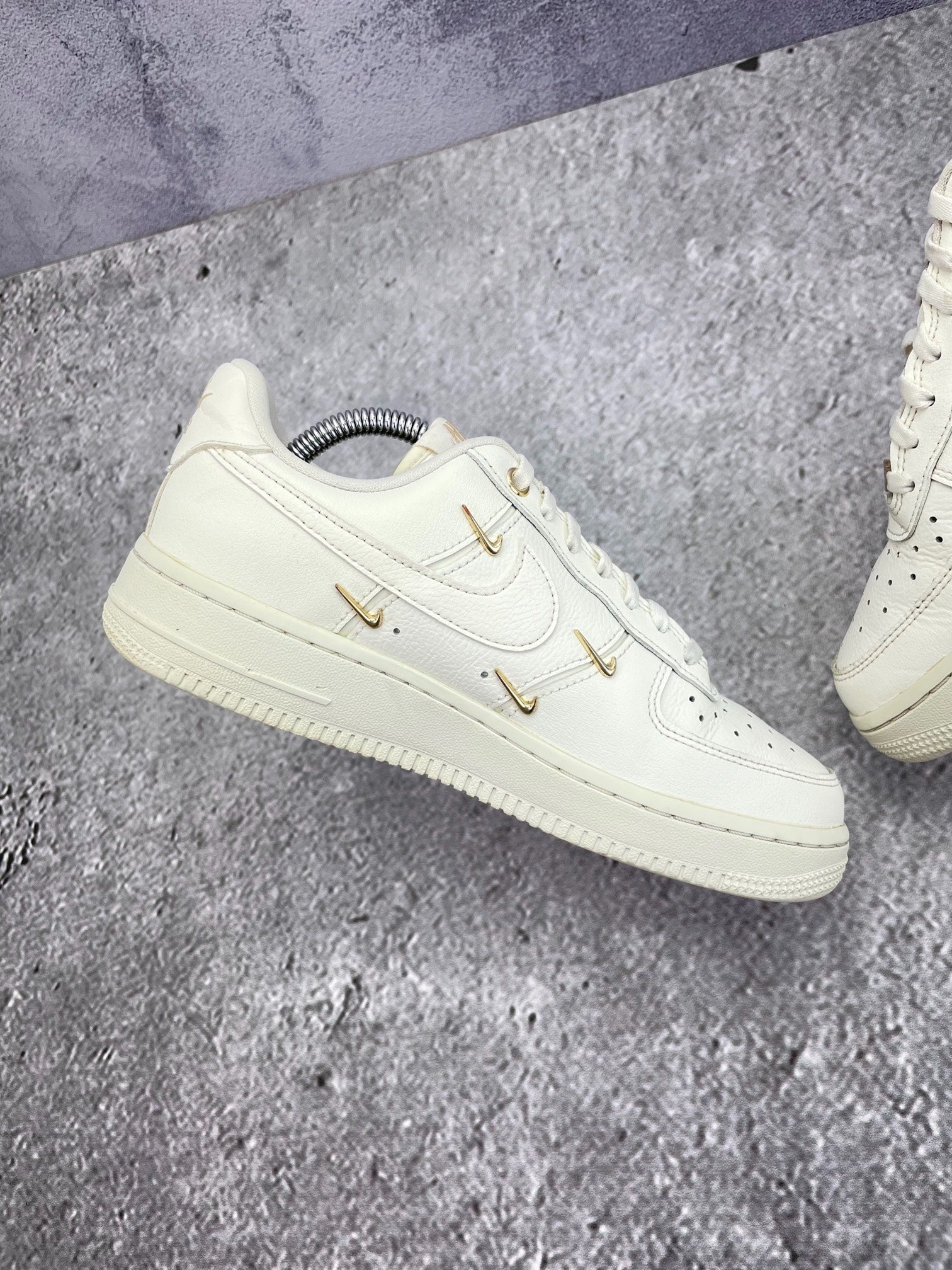 Nike Air Force 1 Low (38) - sneakilystore