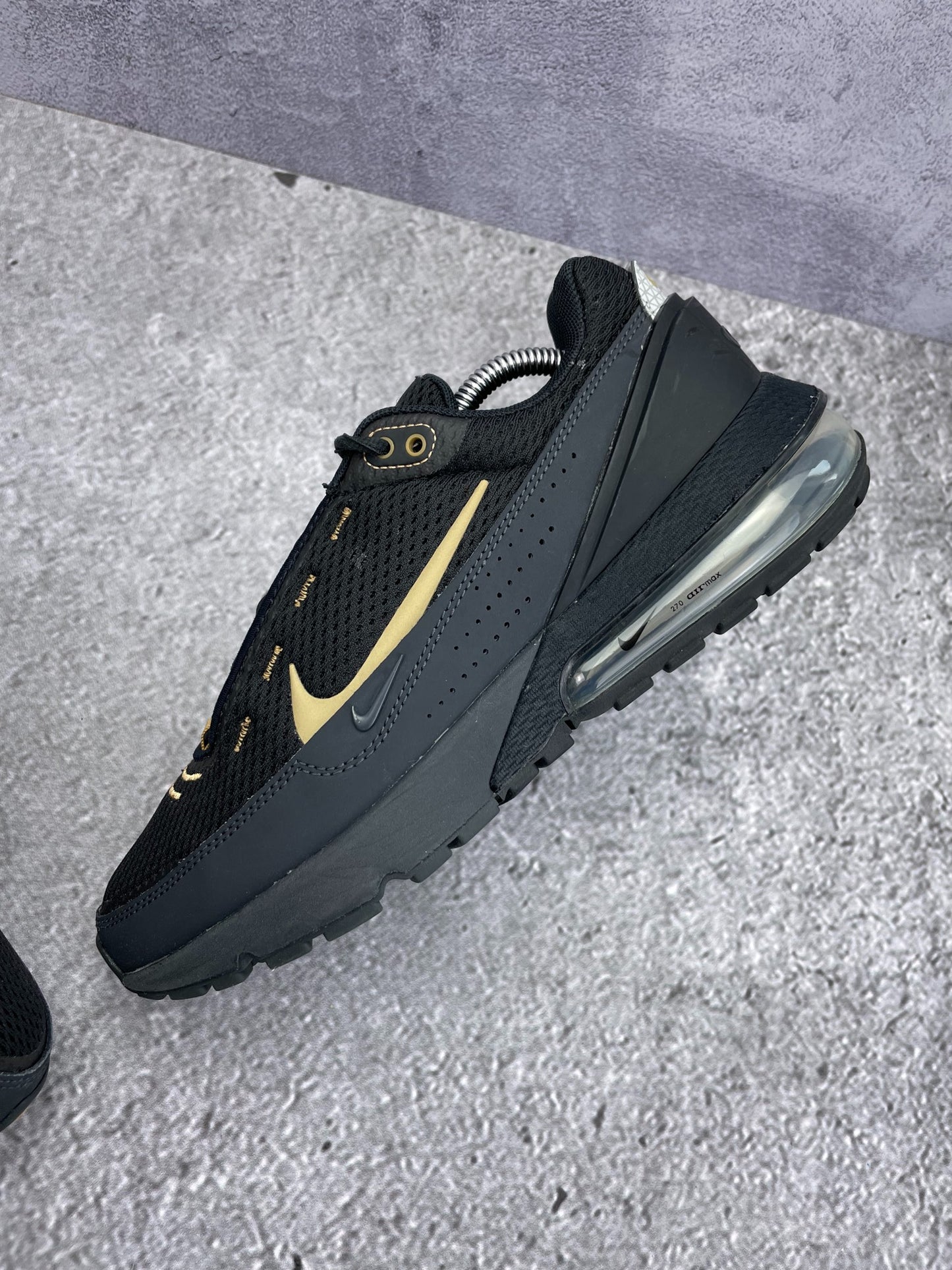 Nike Air Max Pulse (42.5) - sneakilystore