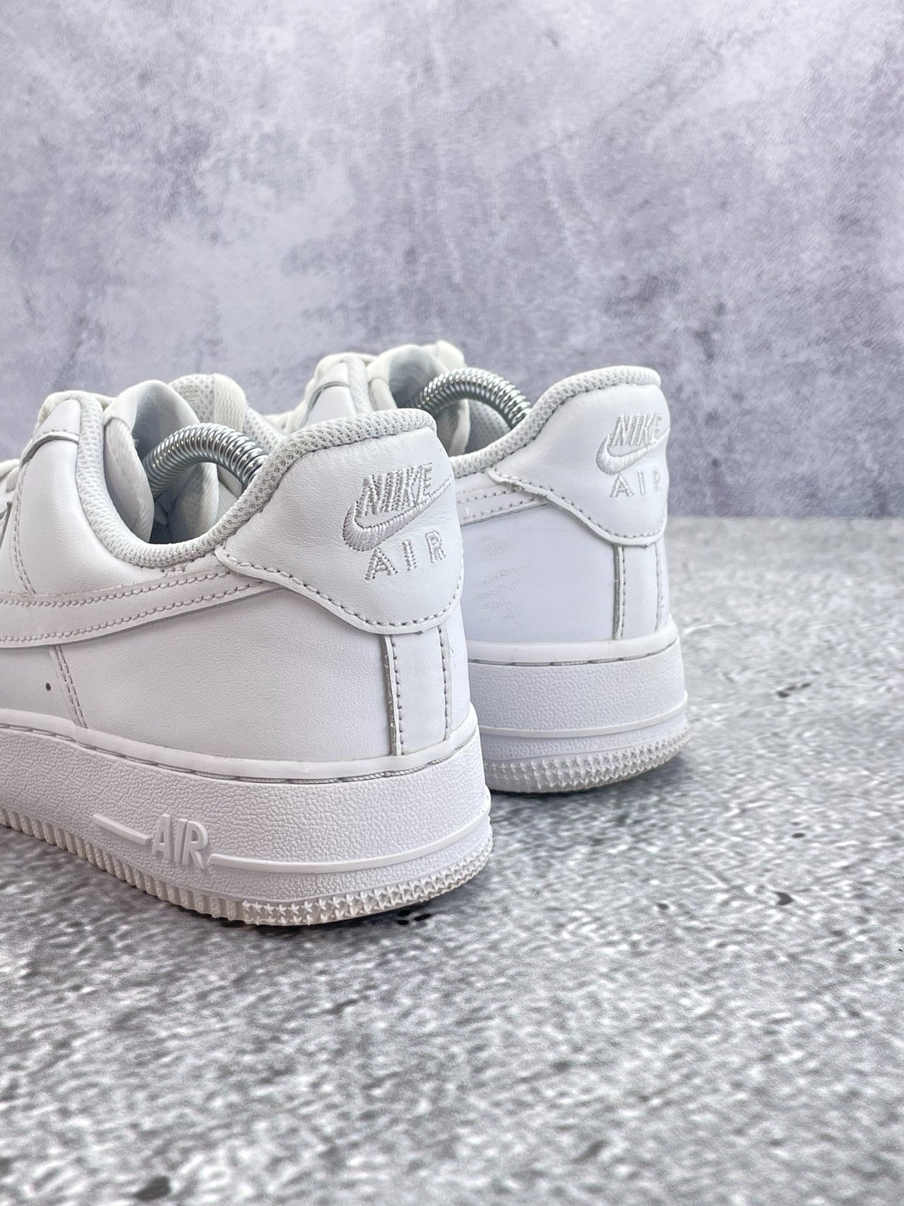 Nike Air Force 1 Low (38.5) - sneakilystore