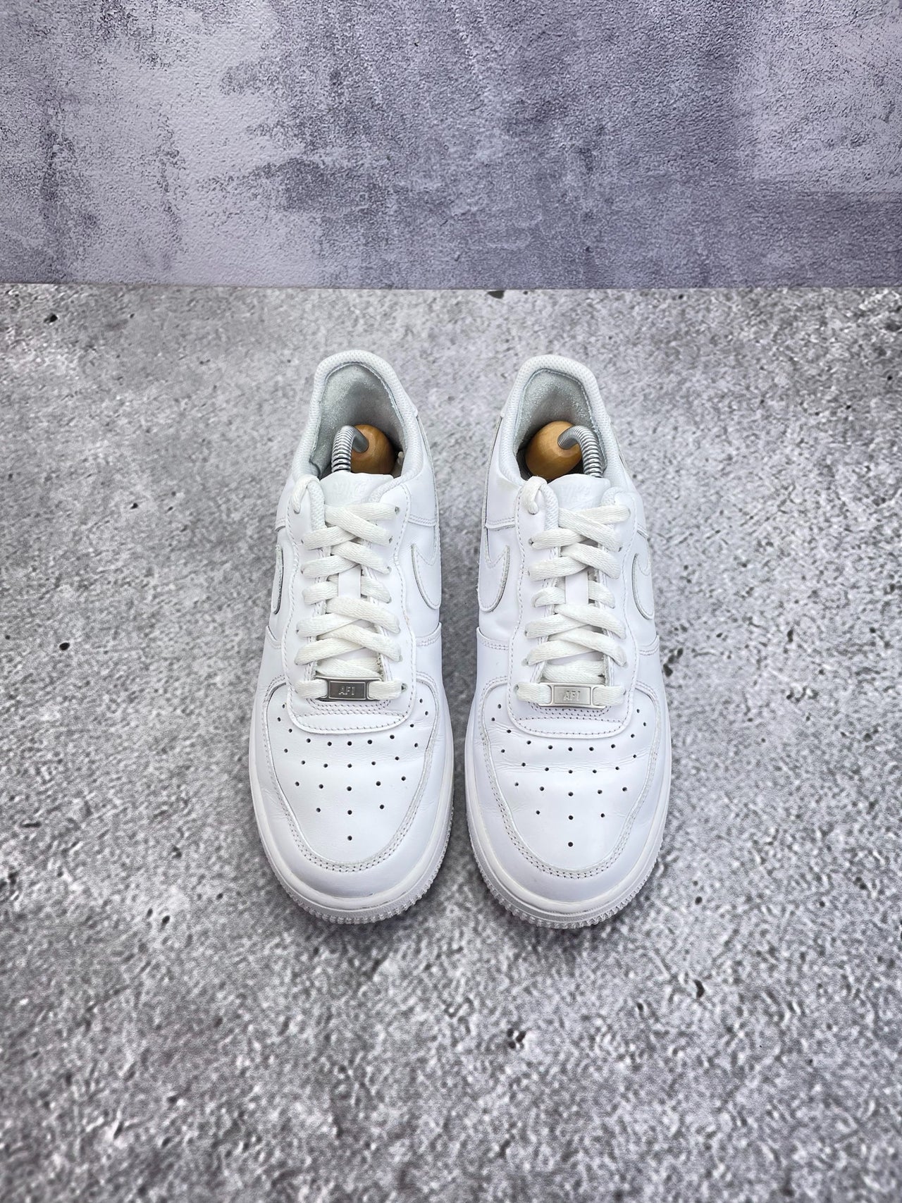 Nike Air Force 1 Low (38.5) - sneakilystore
