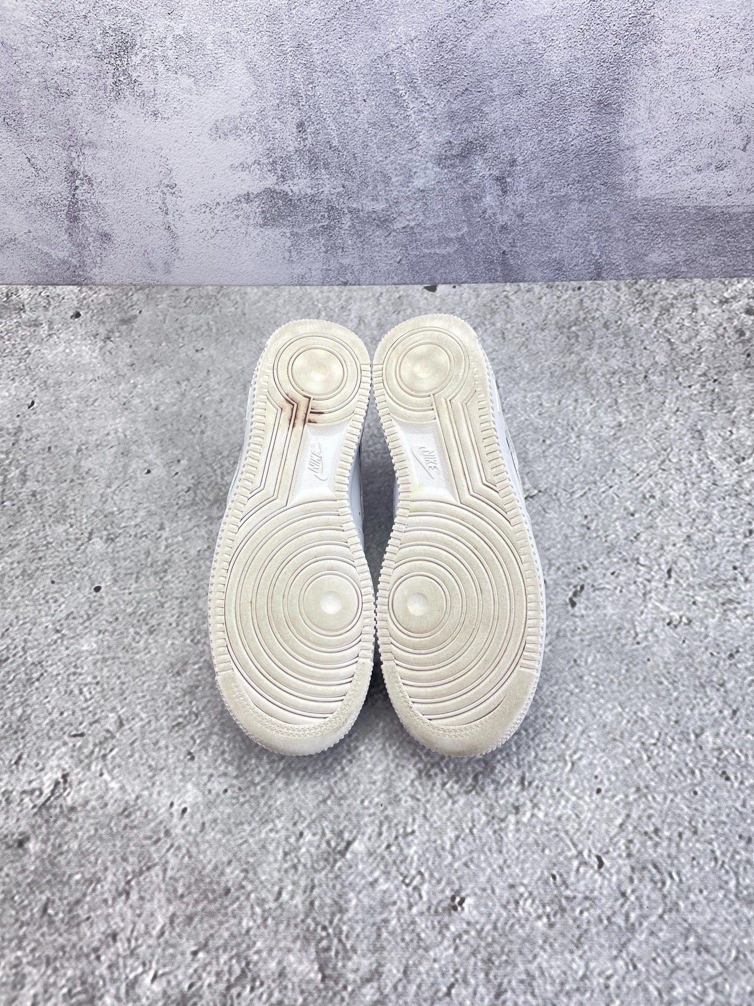 Nike Air Force 1 Low (38.5) - sneakilystore