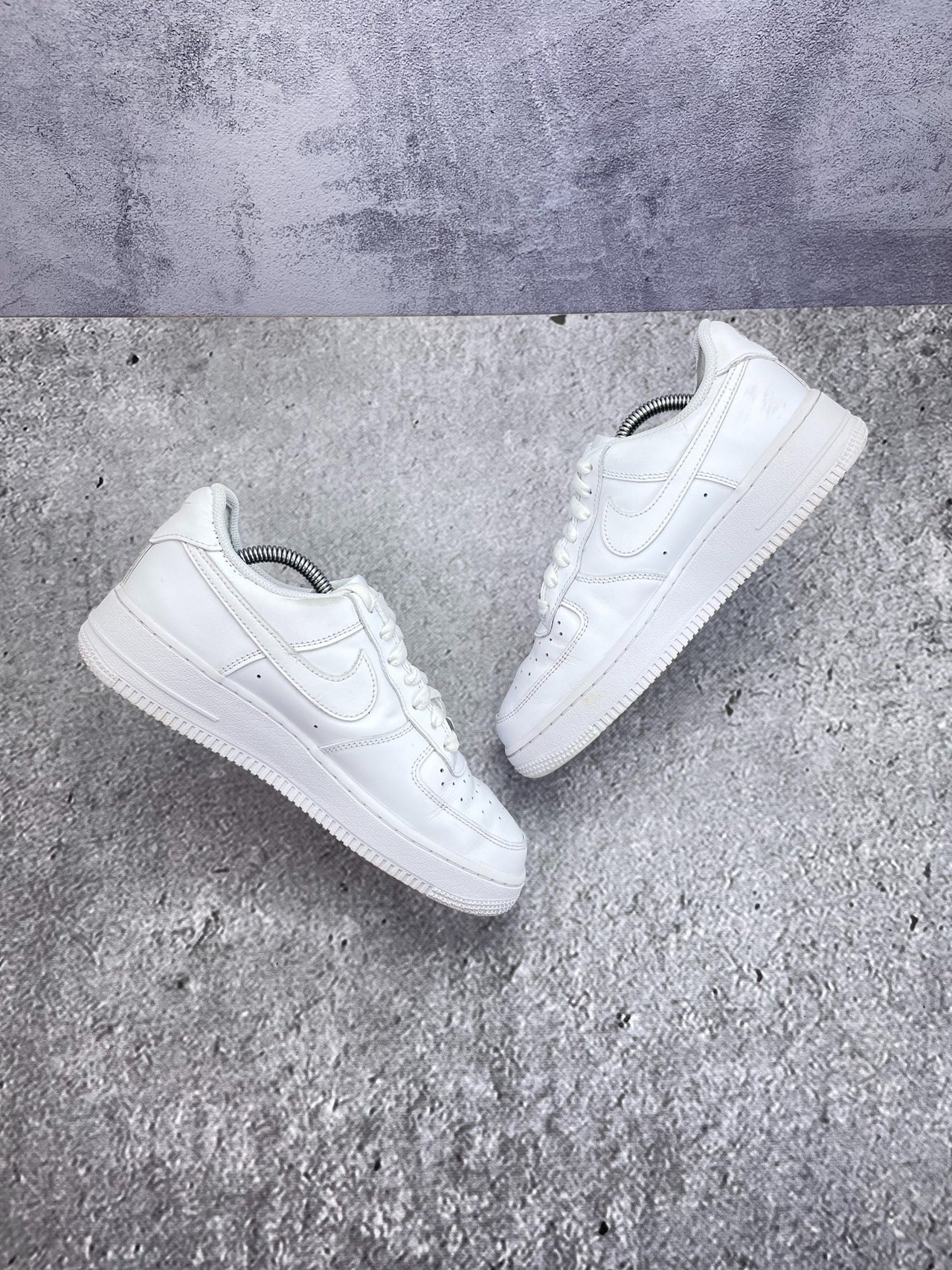 Nike Air Force 1 Low (38.5) - sneakilystore