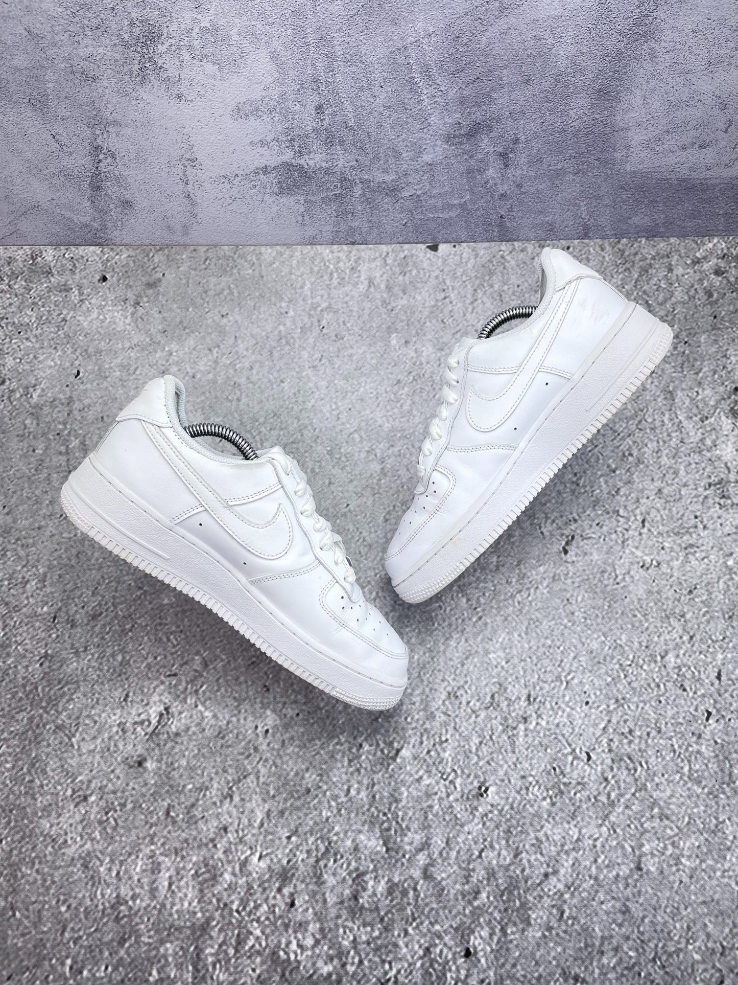 Nike Air Force 1 Low (38.5) - sneakilystore