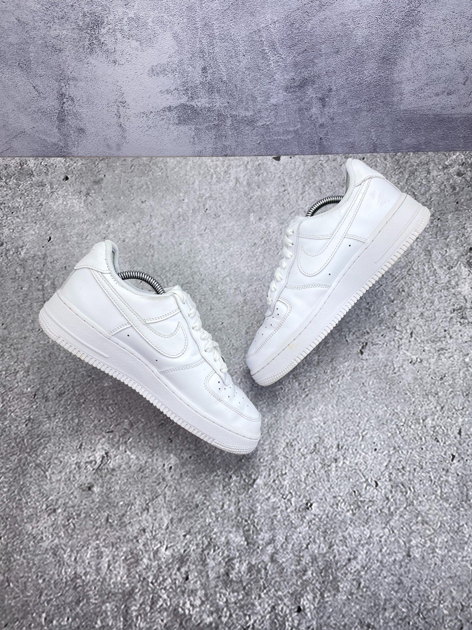 Nike Air Force 1 Low (38.5) - sneakilystore