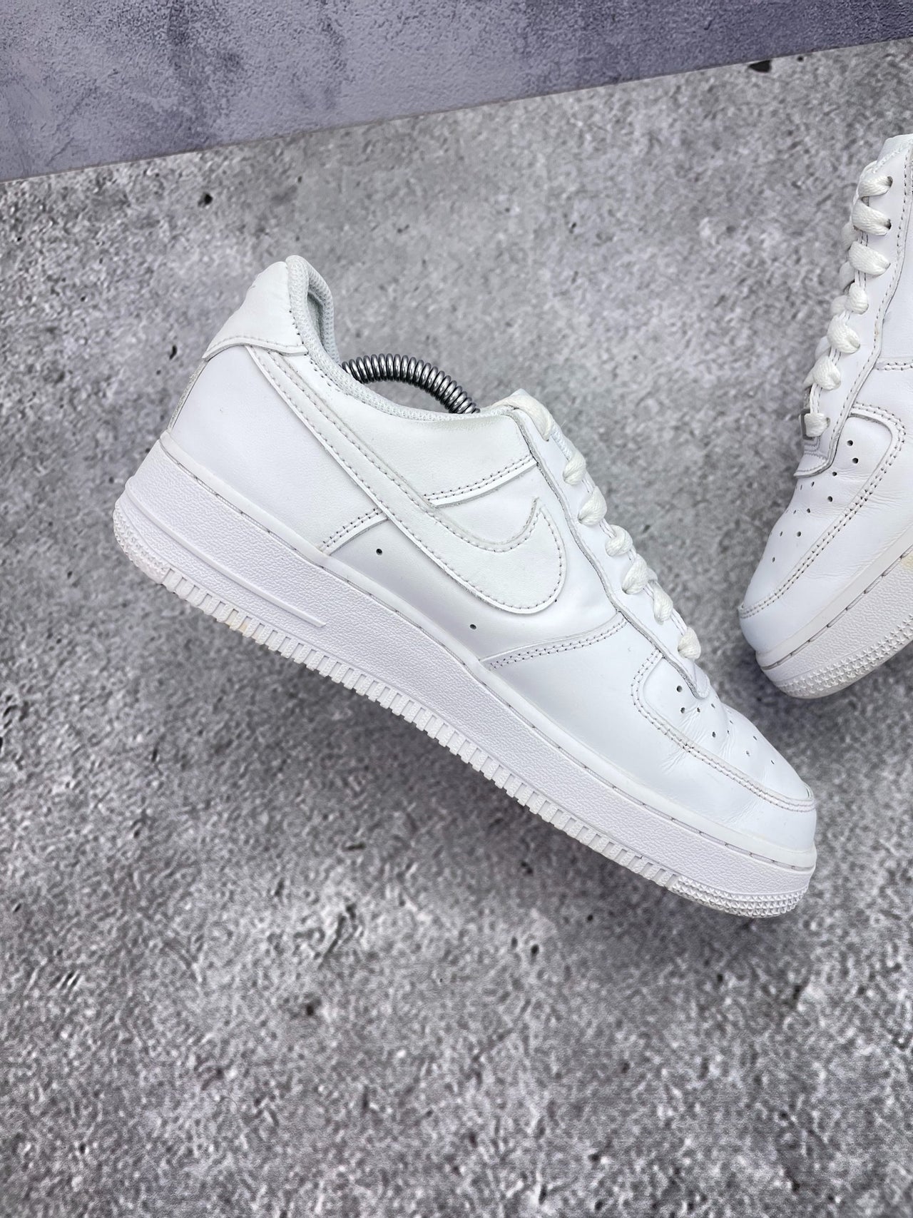 Nike Air Force 1 Low (38.5) - sneakilystore