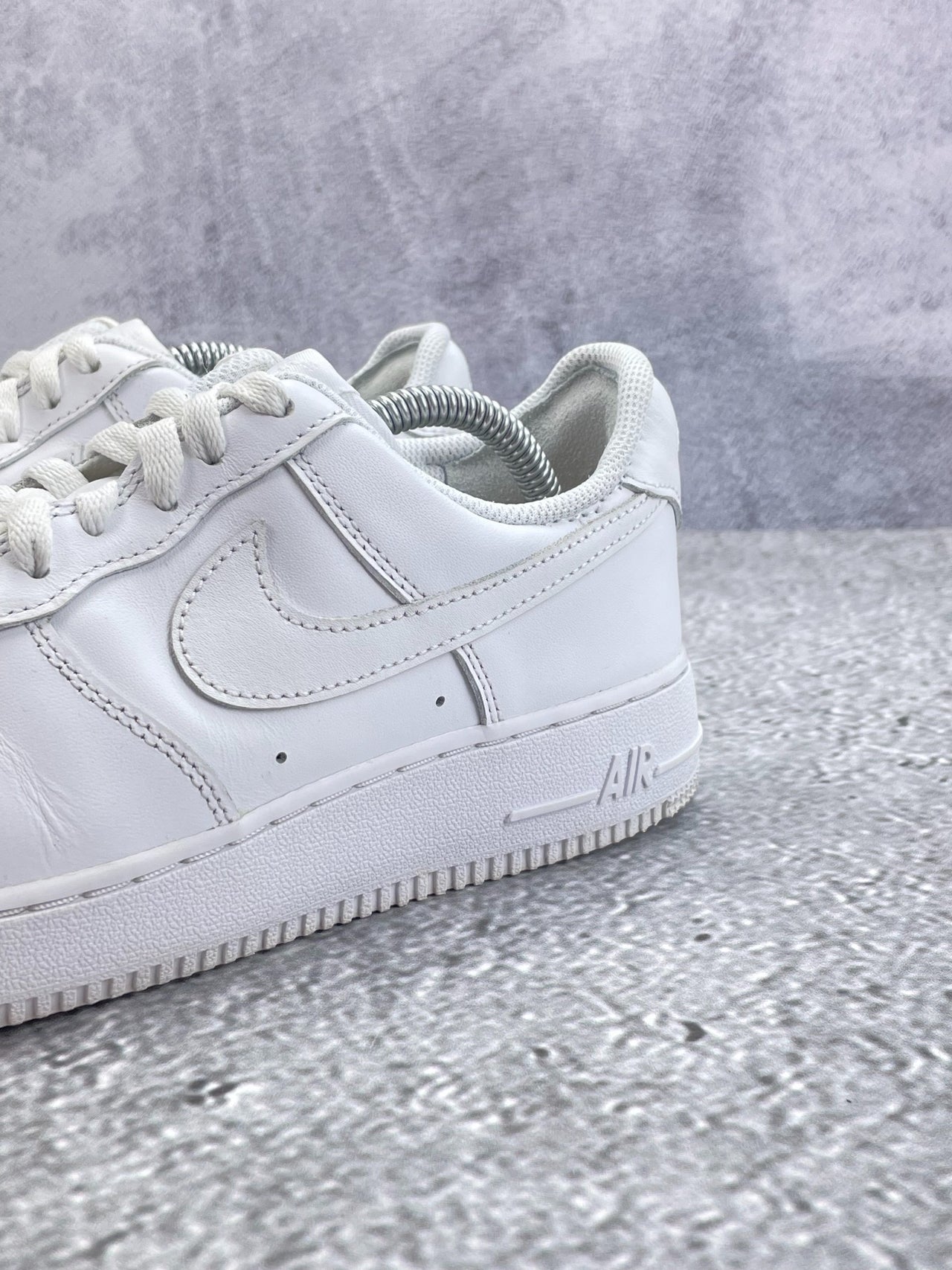 Nike Air Force 1 Low (38.5) - sneakilystore