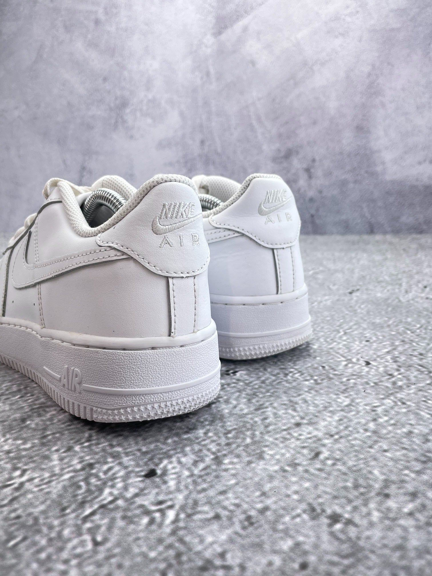 Nike Air Force 1 Low (39) - sneakilystore