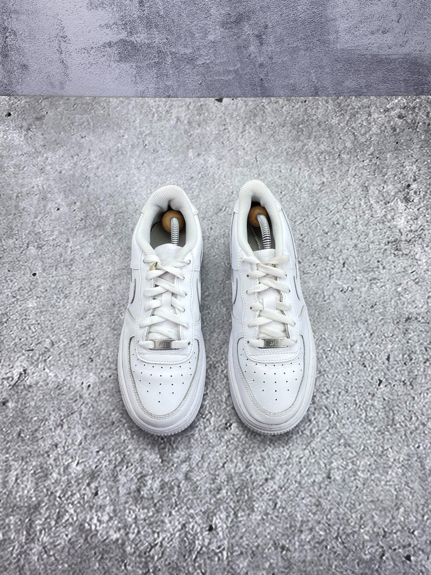 Nike Air Force 1 Low (39) - sneakilystore