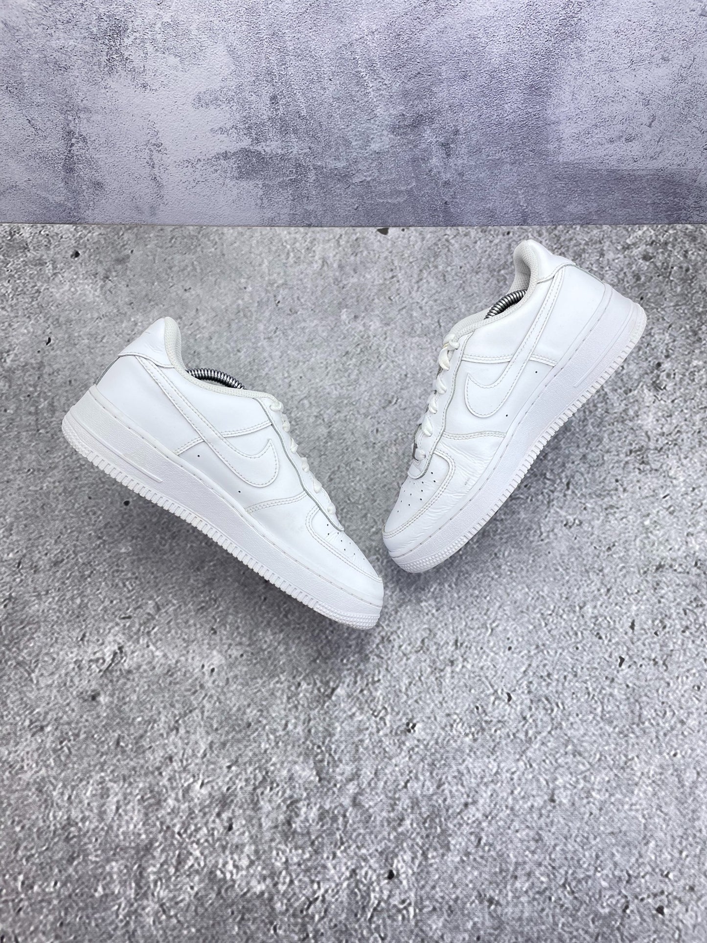 Nike Air Force 1 Low (39) - sneakilystore