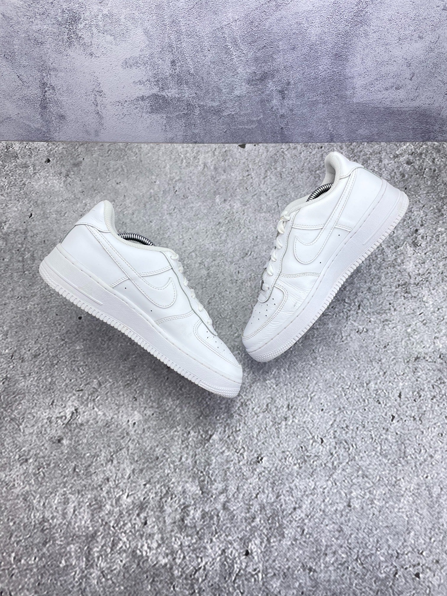 Nike Air Force 1 Low (39) - sneakilystore