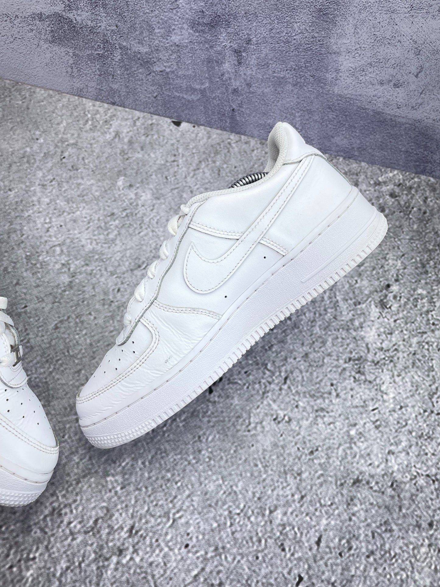 Nike Air Force 1 Low (39) - sneakilystore
