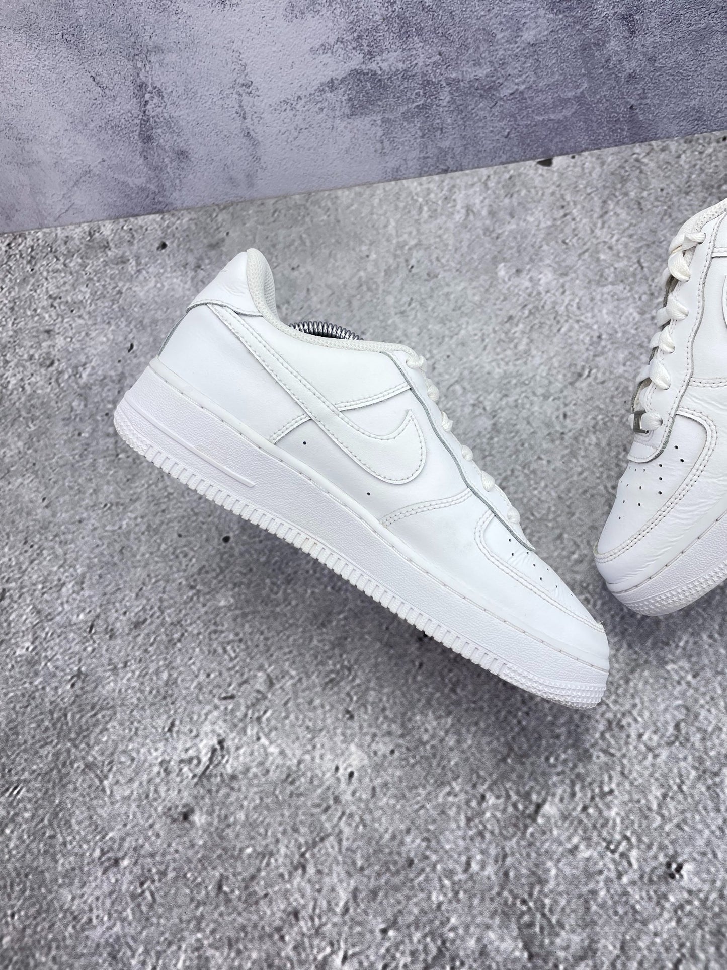Nike Air Force 1 Low (39) - sneakilystore