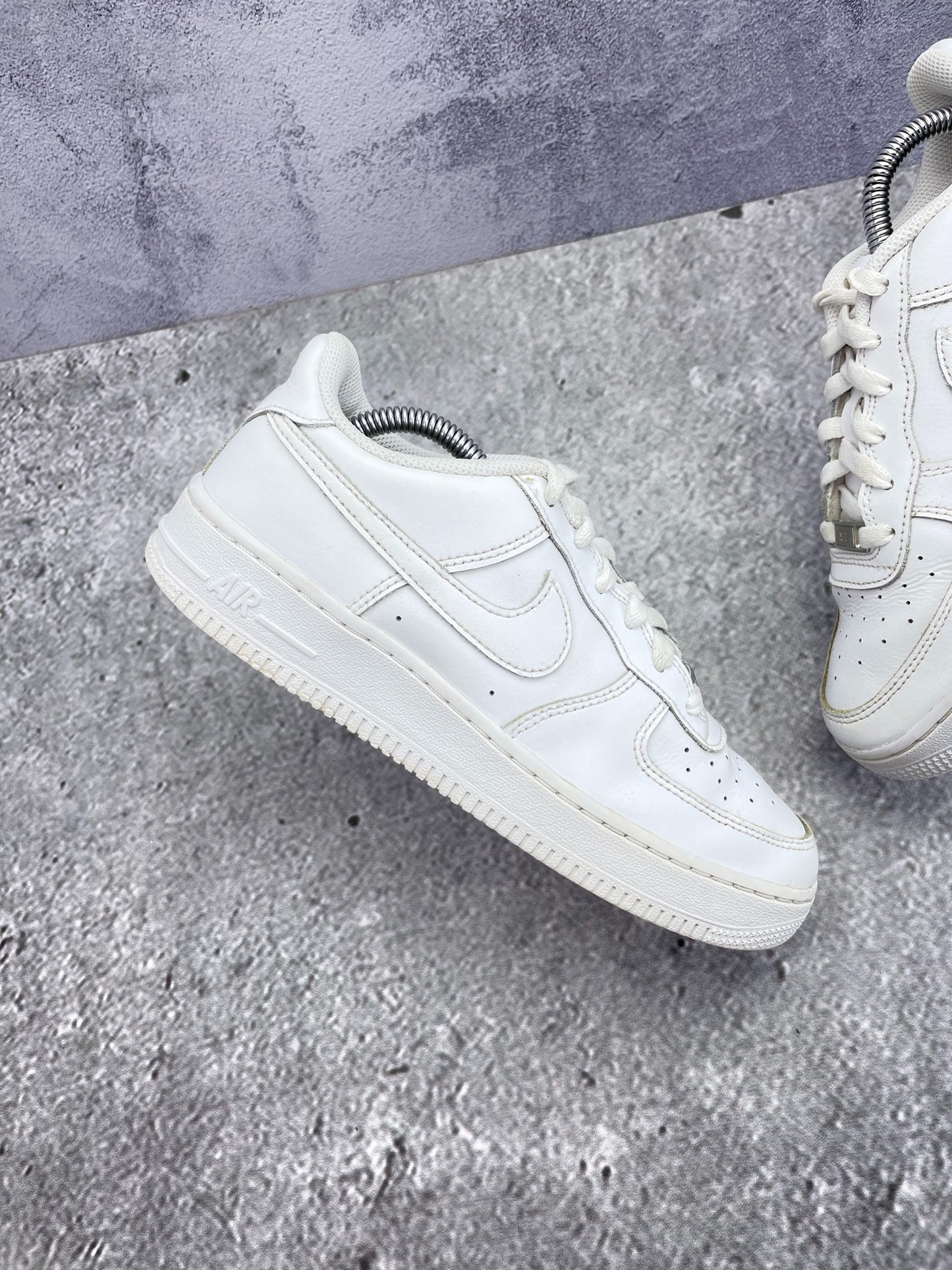 Nike Air Force 1 Low (38) - sneakilystore