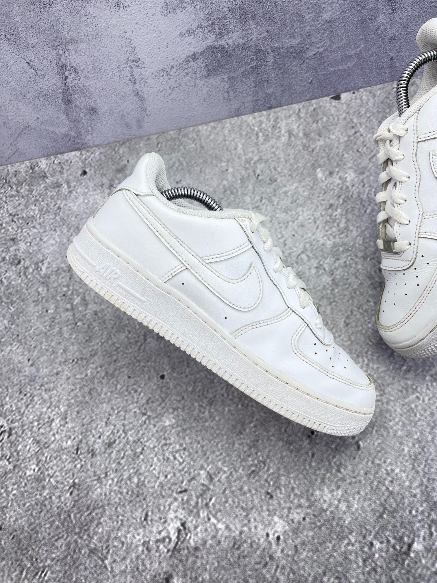 Nike Air Force 1 Low (38) - sneakilystore