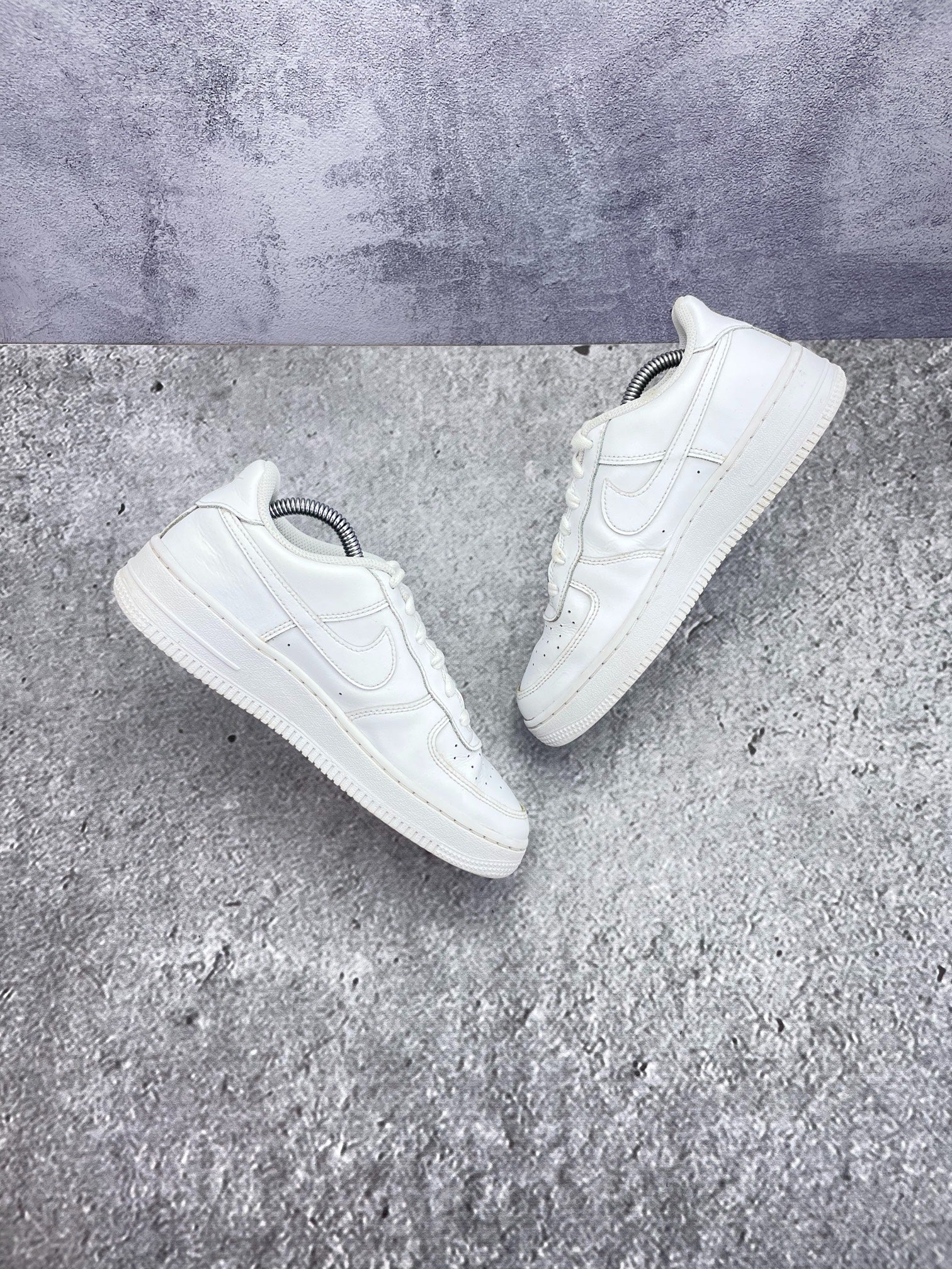 Nike Air Force 1 Low (38) - sneakilystore
