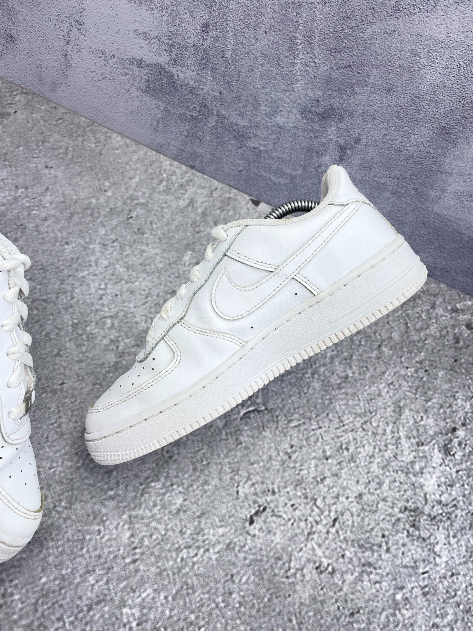 Nike Air Force 1 Low (38) - sneakilystore