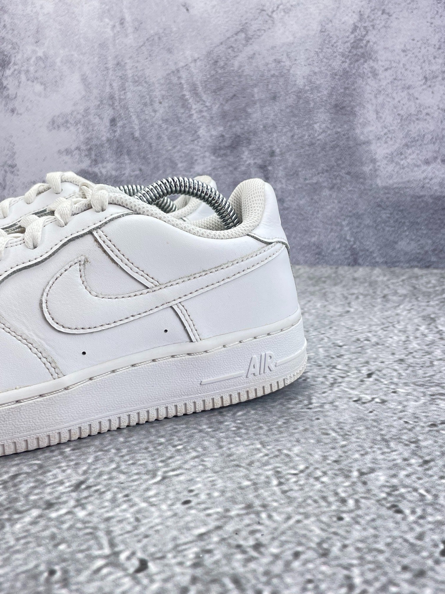 Nike Air Force 1 Low (38) - sneakilystore