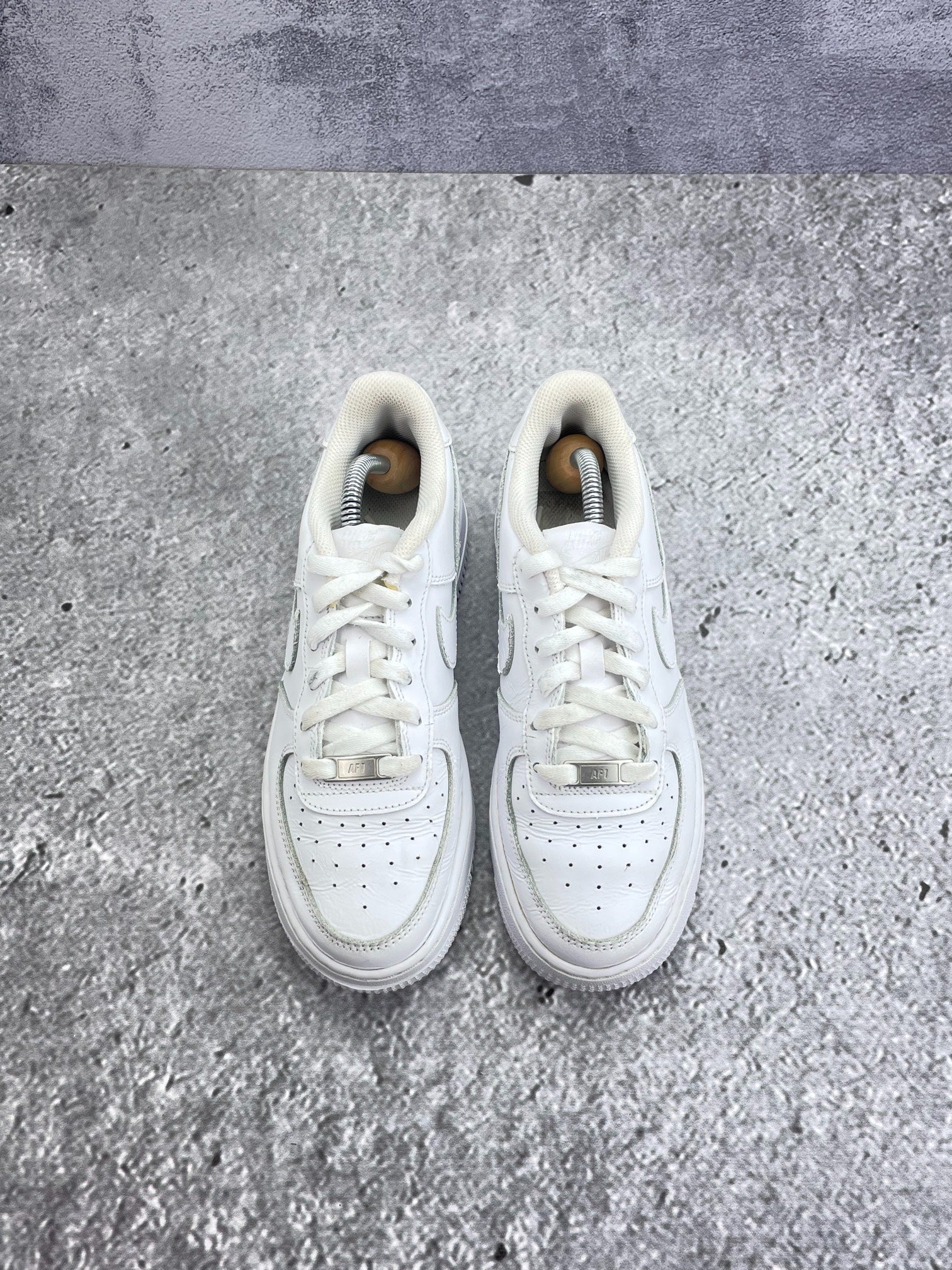 Nike Air Force 1 Low (38.5) - sneakilystore