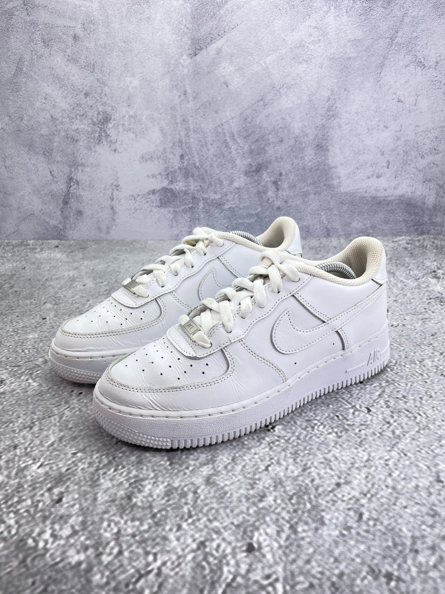 Nike Air Force 1 Low (38.5) - sneakilystore
