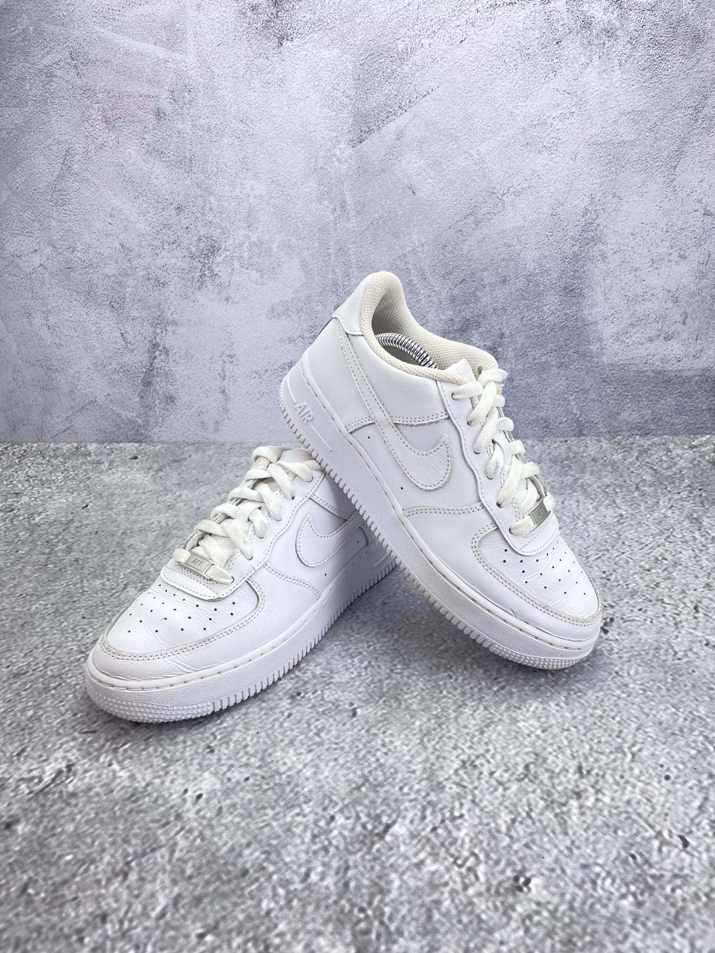 Nike Air Force 1 Low (38.5) - sneakilystore