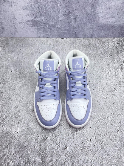 Nike Air Jordan 1 Mid (37.5) - sneakilystore