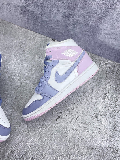 Nike Air Jordan 1 Mid (37.5) - sneakilystore