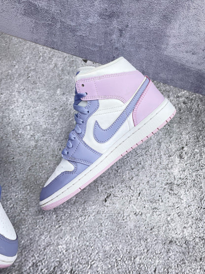 Nike Air Jordan 1 Mid (37.5) - sneakilystore