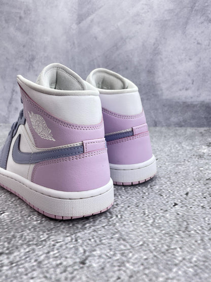 Nike Air Jordan 1 Mid (37.5) - sneakilystore