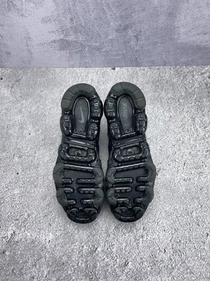 Nike Air Vapormax Plus (41) - sneakilystore