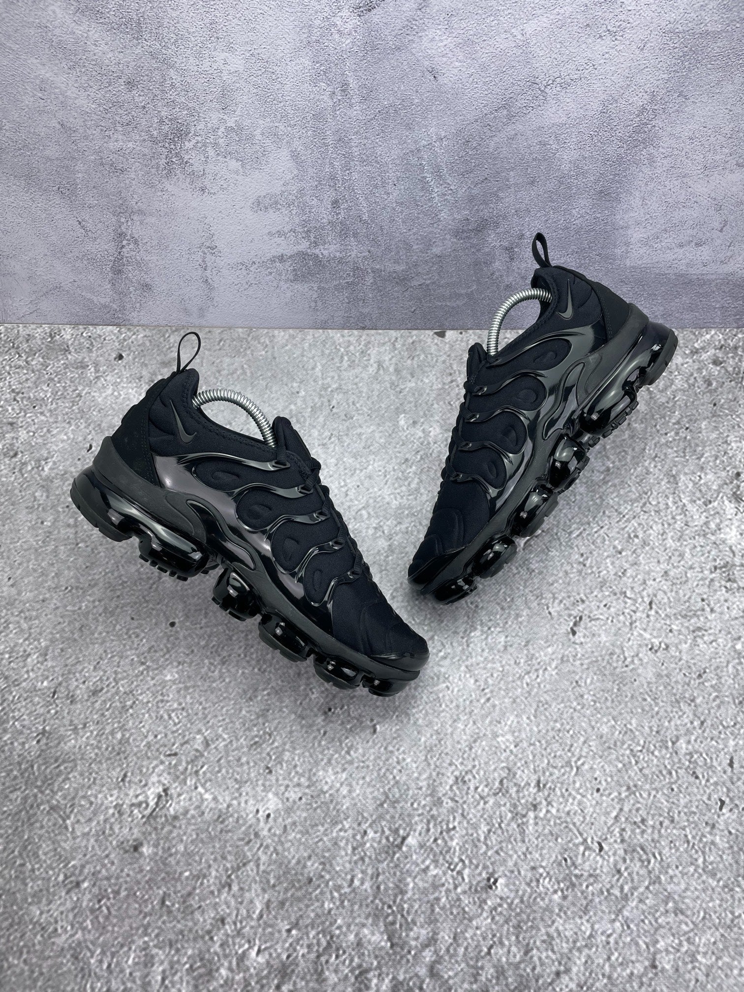 Nike Air Vapormax Plus (41) - sneakilystore