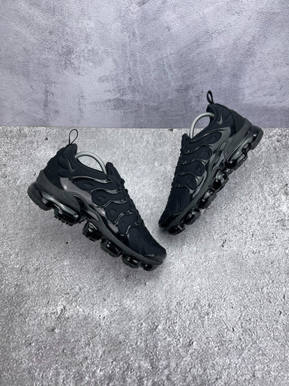 Nike Air Vapormax Plus (41) - sneakilystore