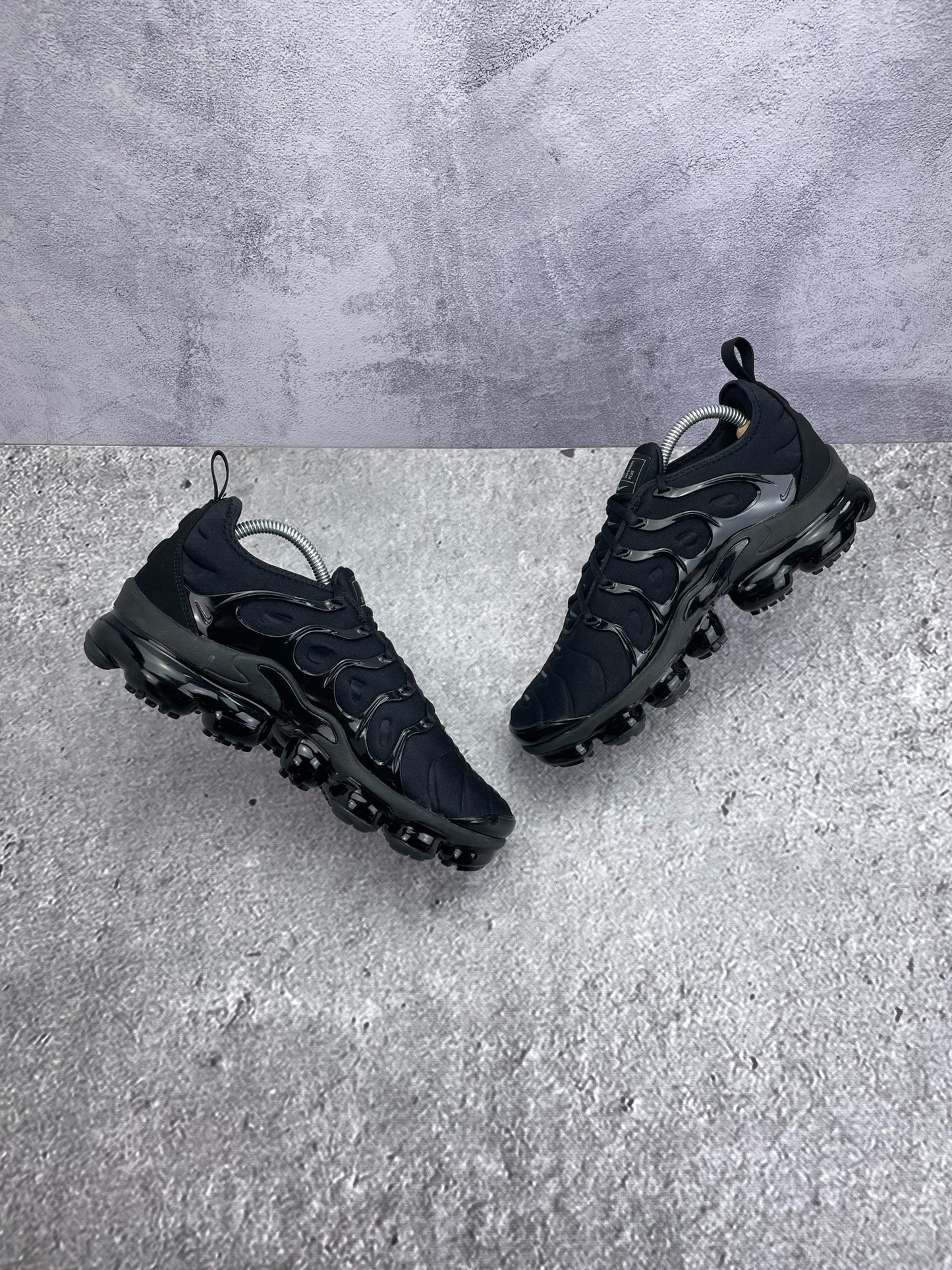 Nike Air Vapormax Plus (41) - sneakilystore