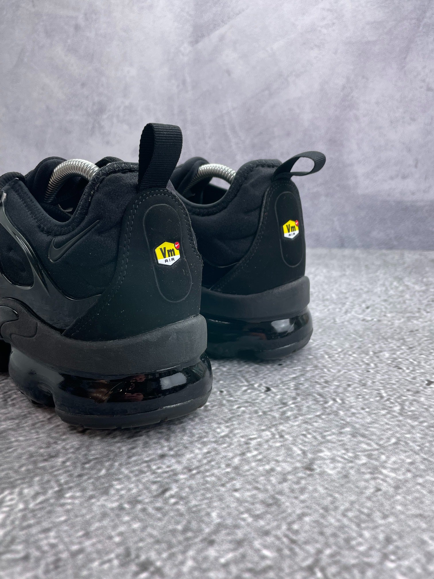 Nike Air Vapormax Plus (43) - sneakilystore