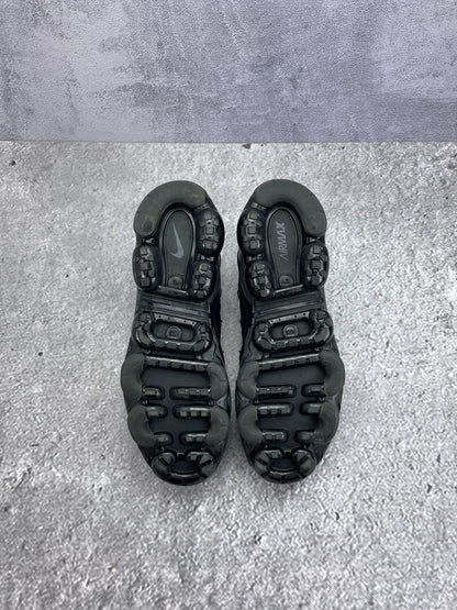 Nike Air Vapormax Plus (43) - sneakilystore