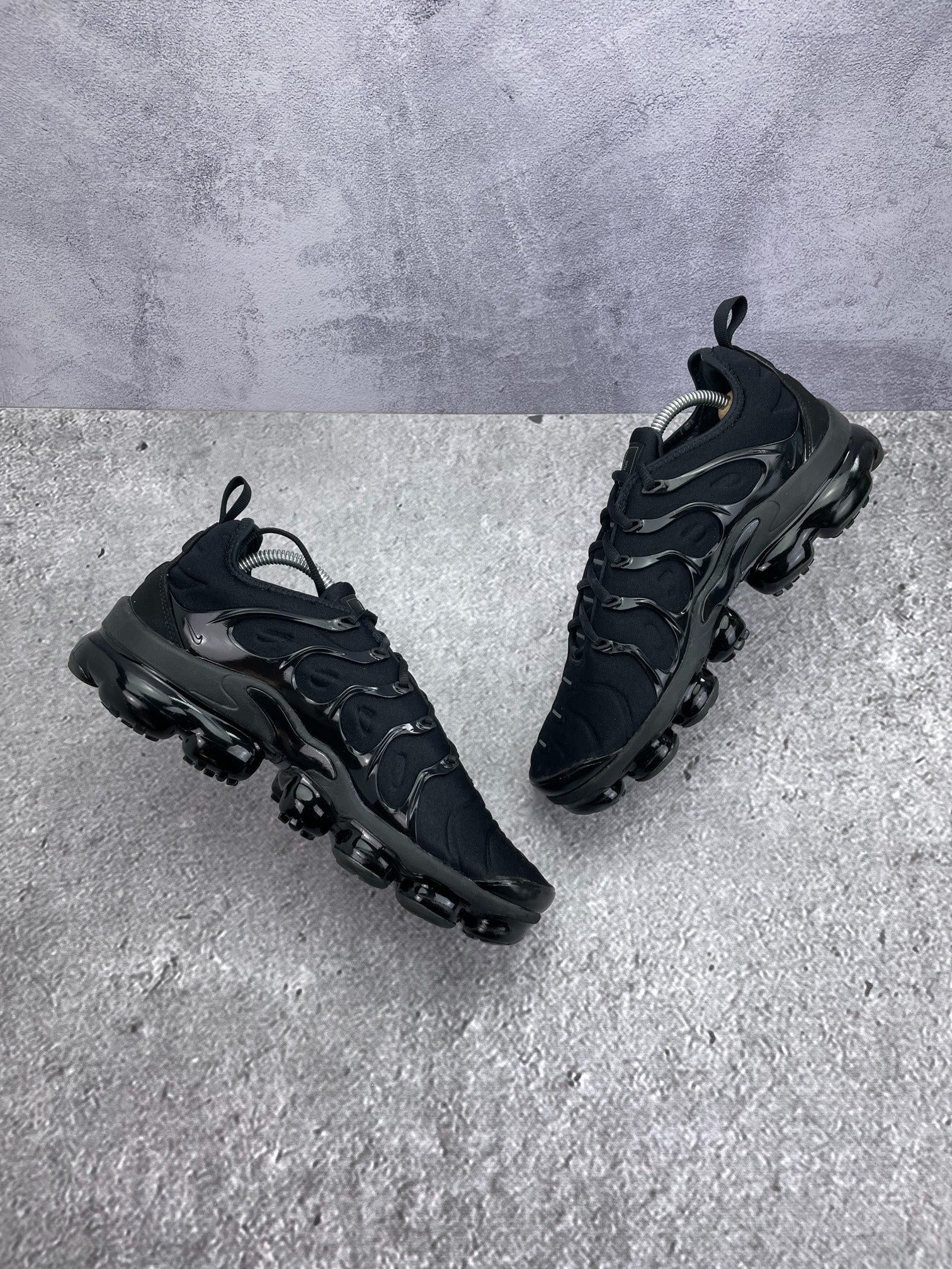 Nike Air Vapormax Plus (43) - sneakilystore
