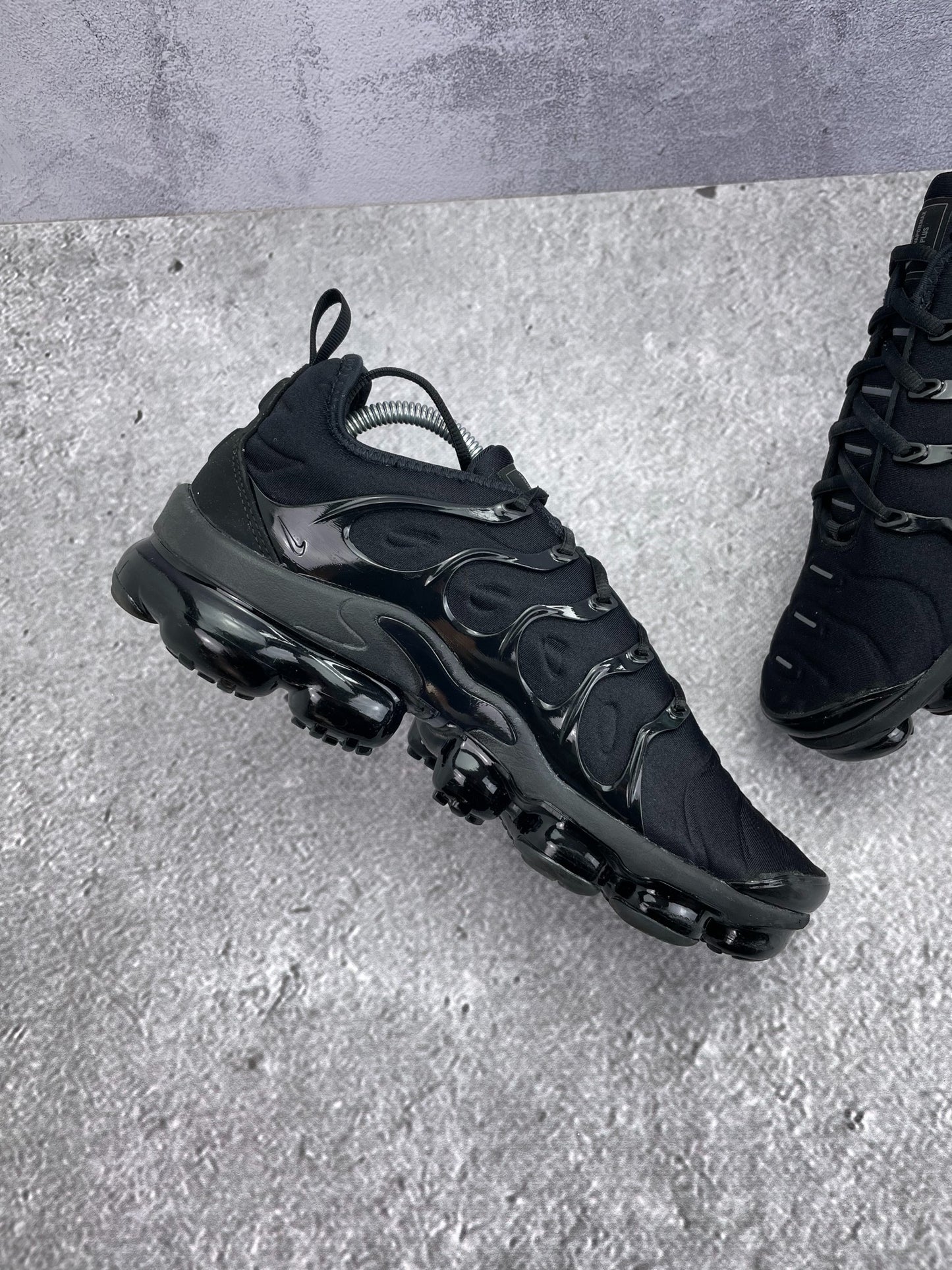 Nike Air Vapormax Plus (43) - sneakilystore