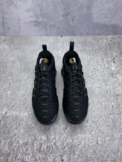 Nike Air Vapormax Plus (42) - sneakilystore