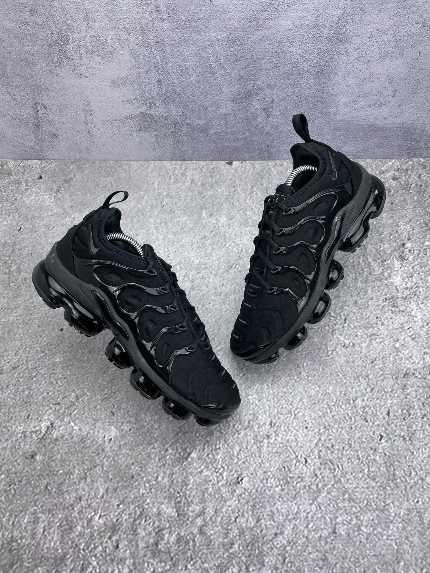 Nike Air Vapormax Plus (42) - sneakilystore