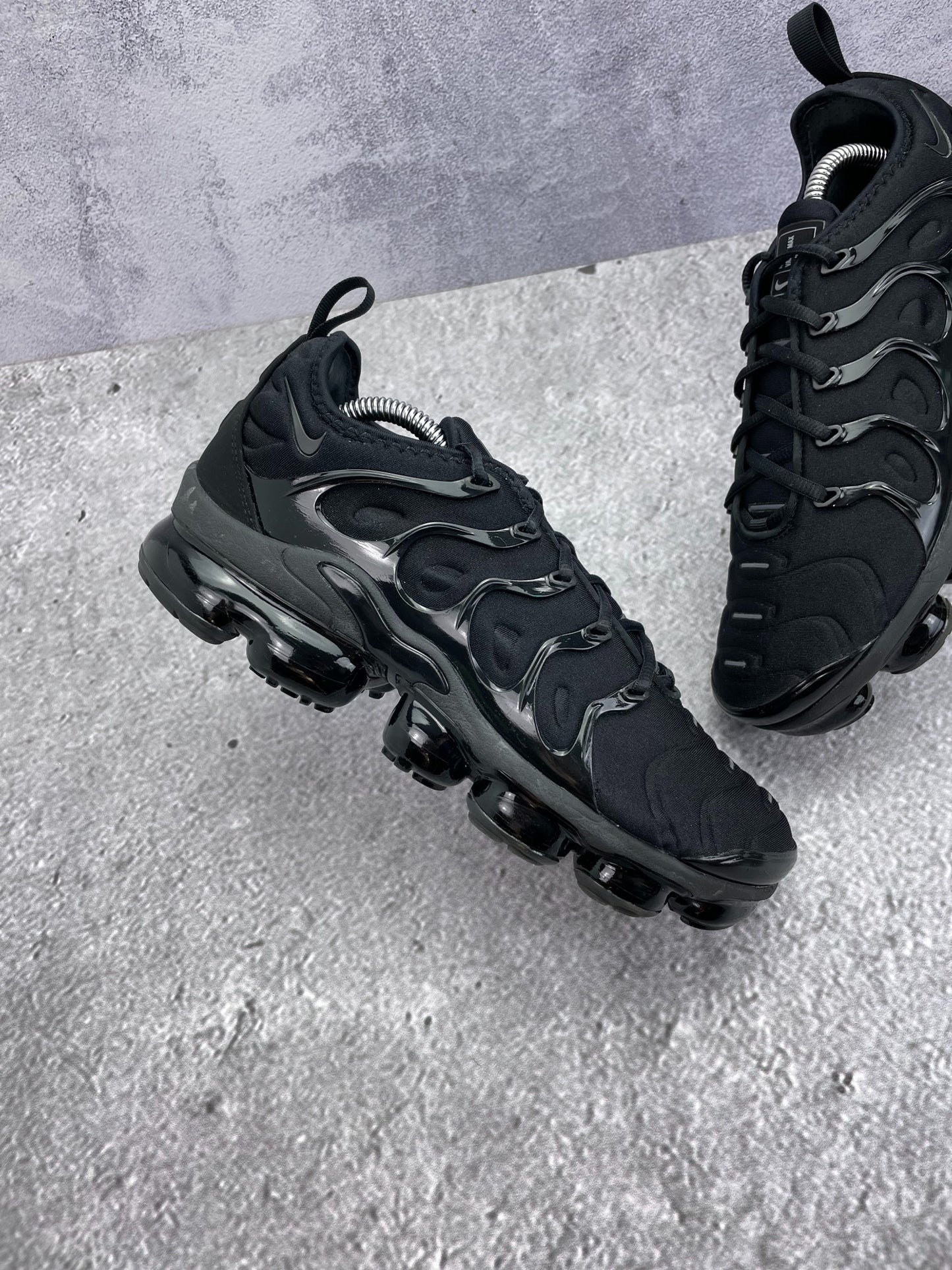 Nike Air Vapormax Plus (42) - sneakilystore
