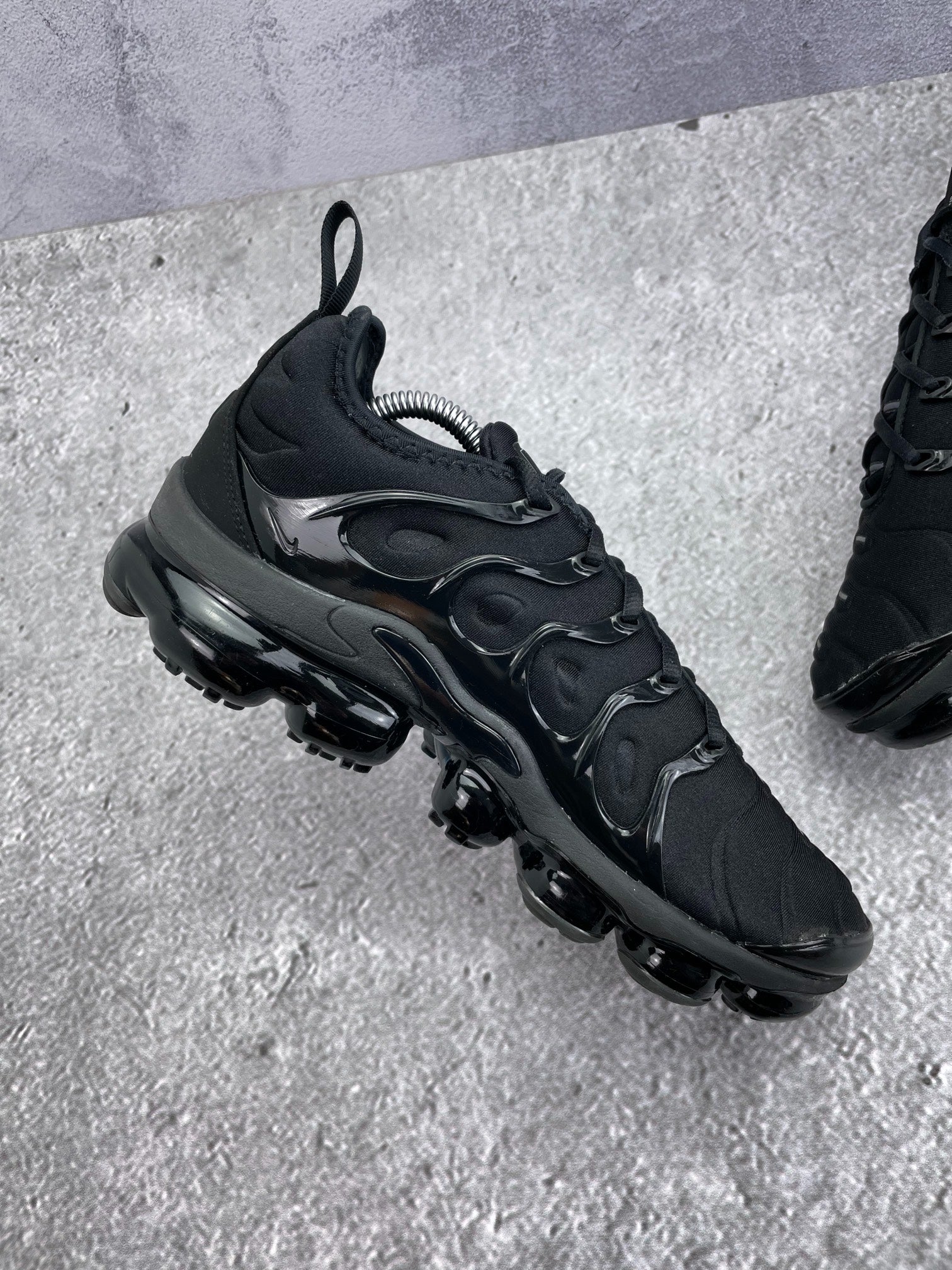 Nike Air Vapormax Plus (42) - sneakilystore