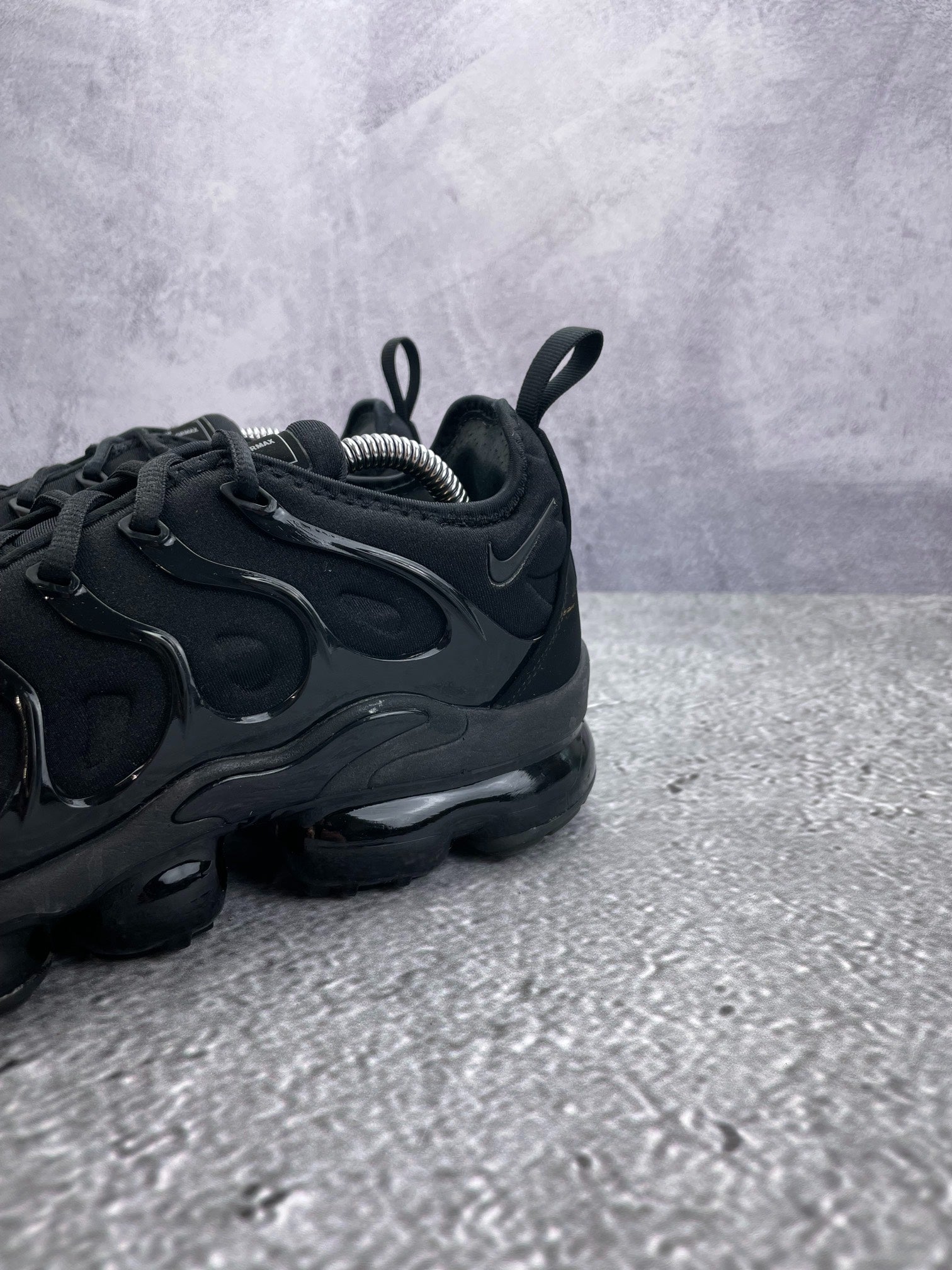 Nike Air Vapormax Plus (42) - sneakilystore