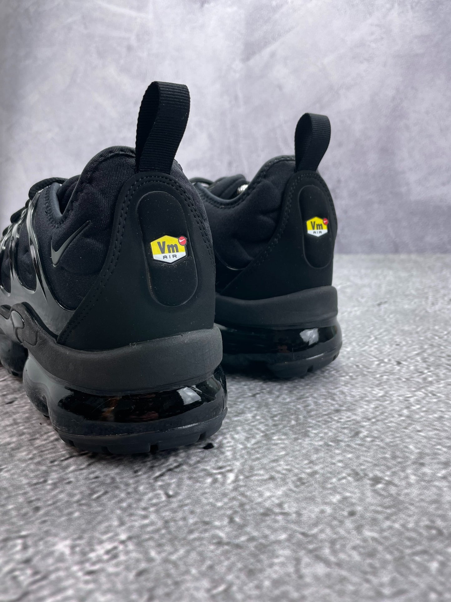 Nike Air Vapormax Plus (43) - sneakilystore