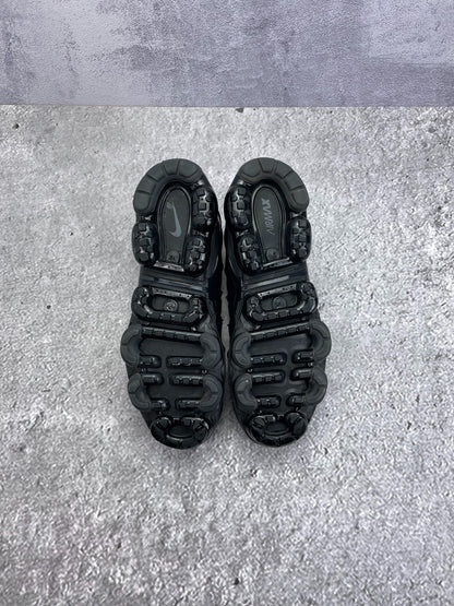 Nike Air Vapormax Plus (43) - sneakilystore