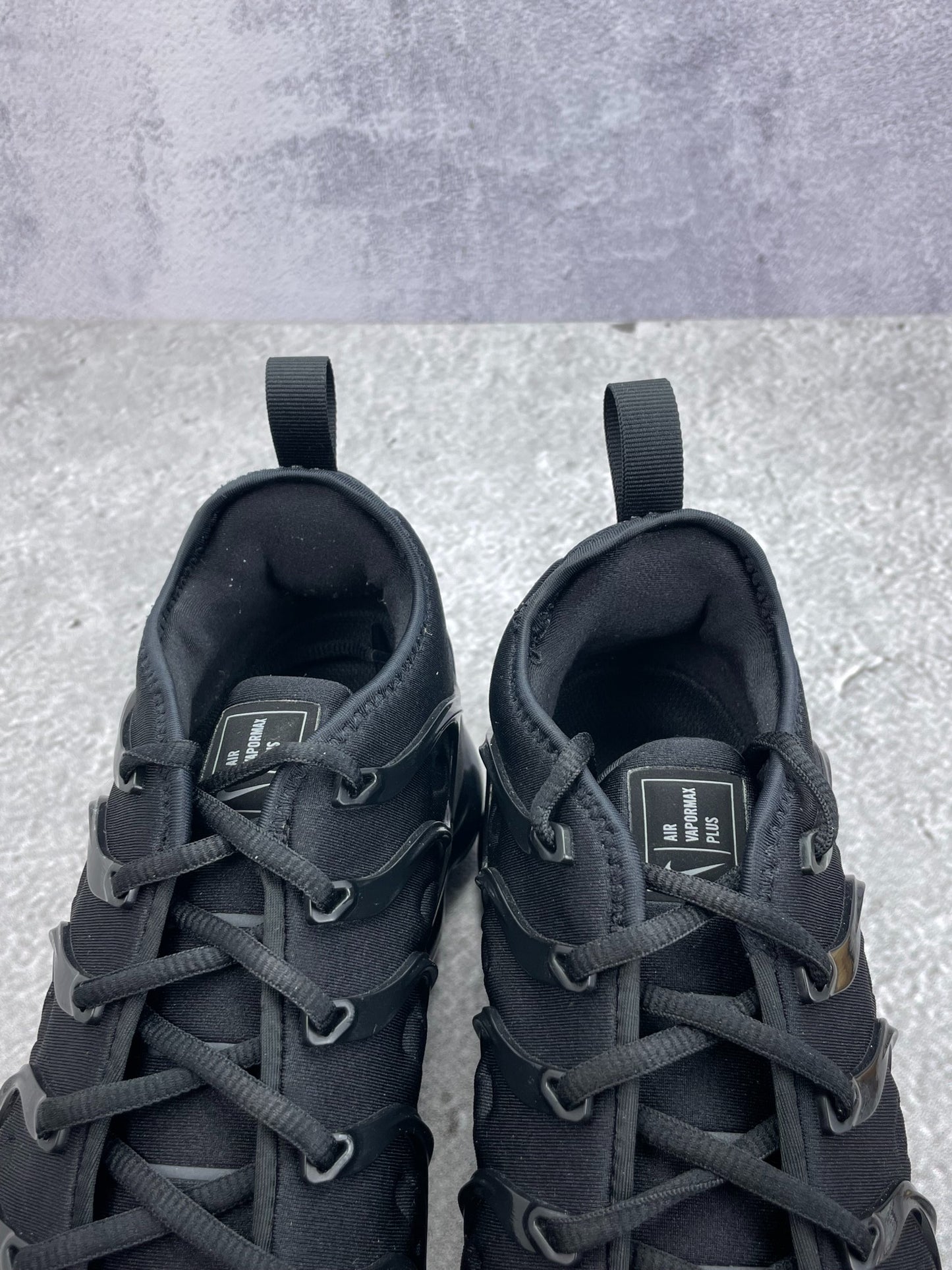 Nike Air Vapormax Plus (43) - sneakilystore