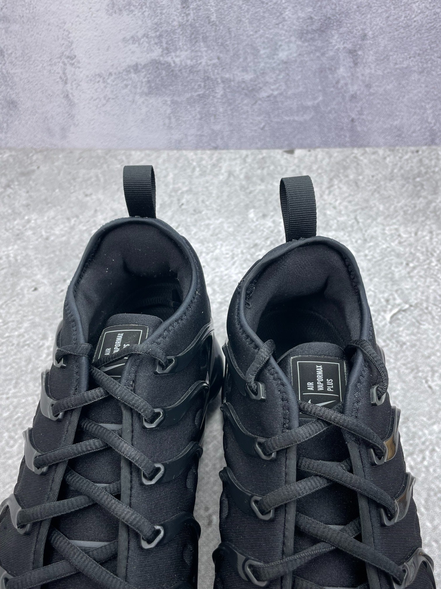 Nike Air Vapormax Plus (43) - sneakilystore