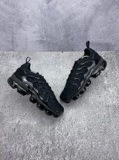 Nike Air Vapormax Plus (43) - sneakilystore