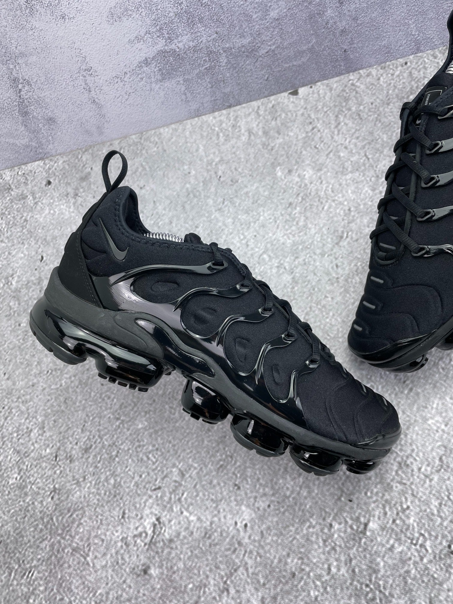 Nike Air Vapormax Plus (43) - sneakilystore