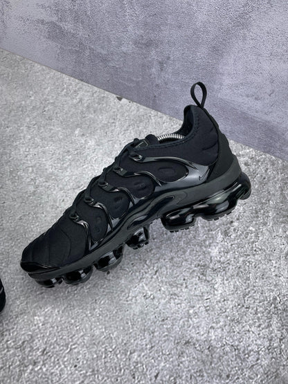 Nike Air Vapormax Plus (43) - sneakilystore