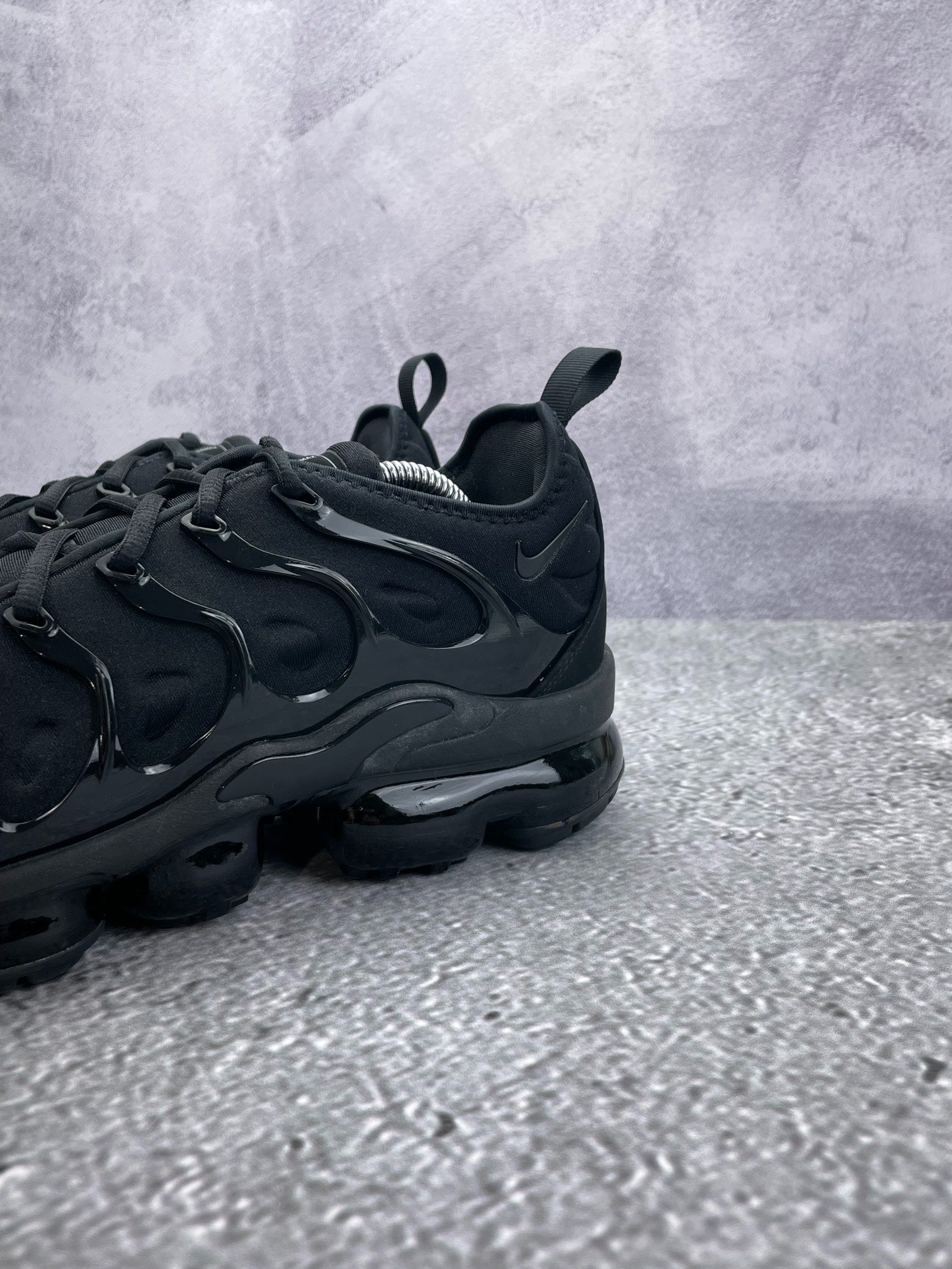 Nike Air Vapormax Plus (43) - sneakilystore